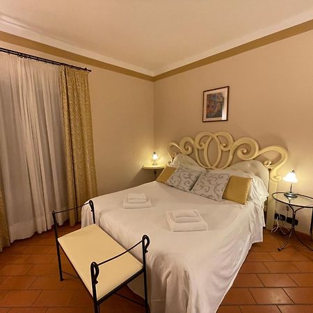 Il Colombaio Winery & Rooms Monteriggioni Luaran gambar