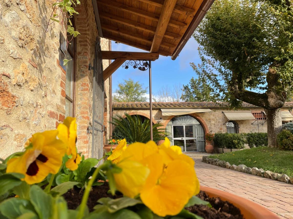 Il Colombaio Winery & Rooms Monteriggioni Luaran gambar