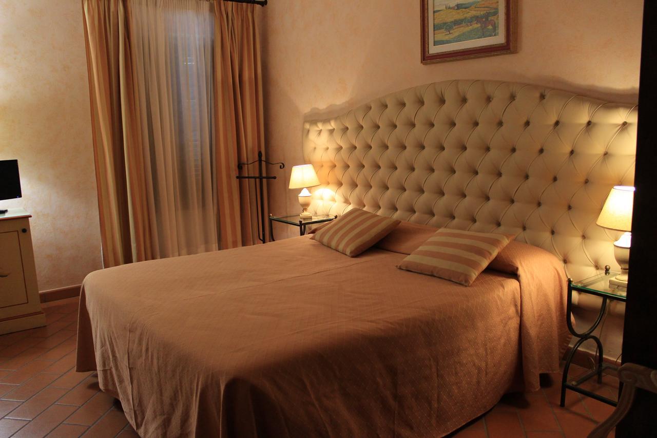 Il Colombaio Winery & Rooms Monteriggioni Luaran gambar