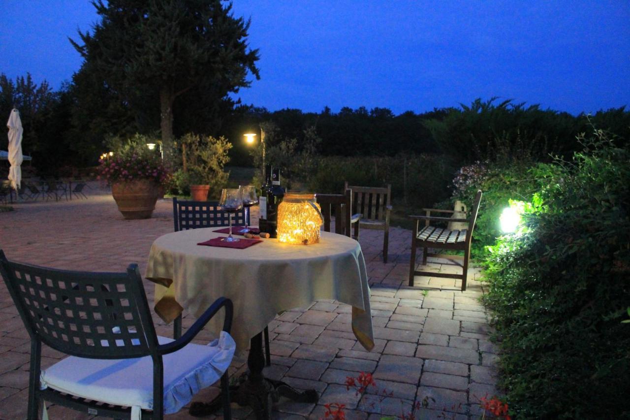 Il Colombaio Winery & Rooms Monteriggioni Luaran gambar